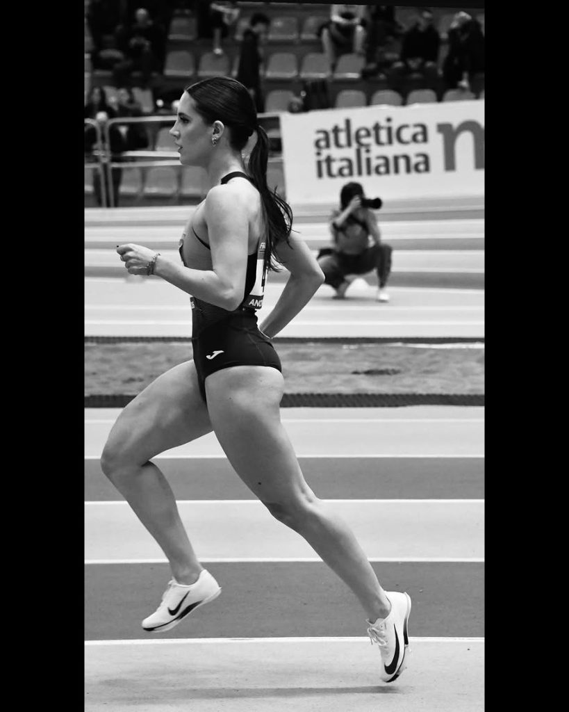 Anna Carnero - Italy