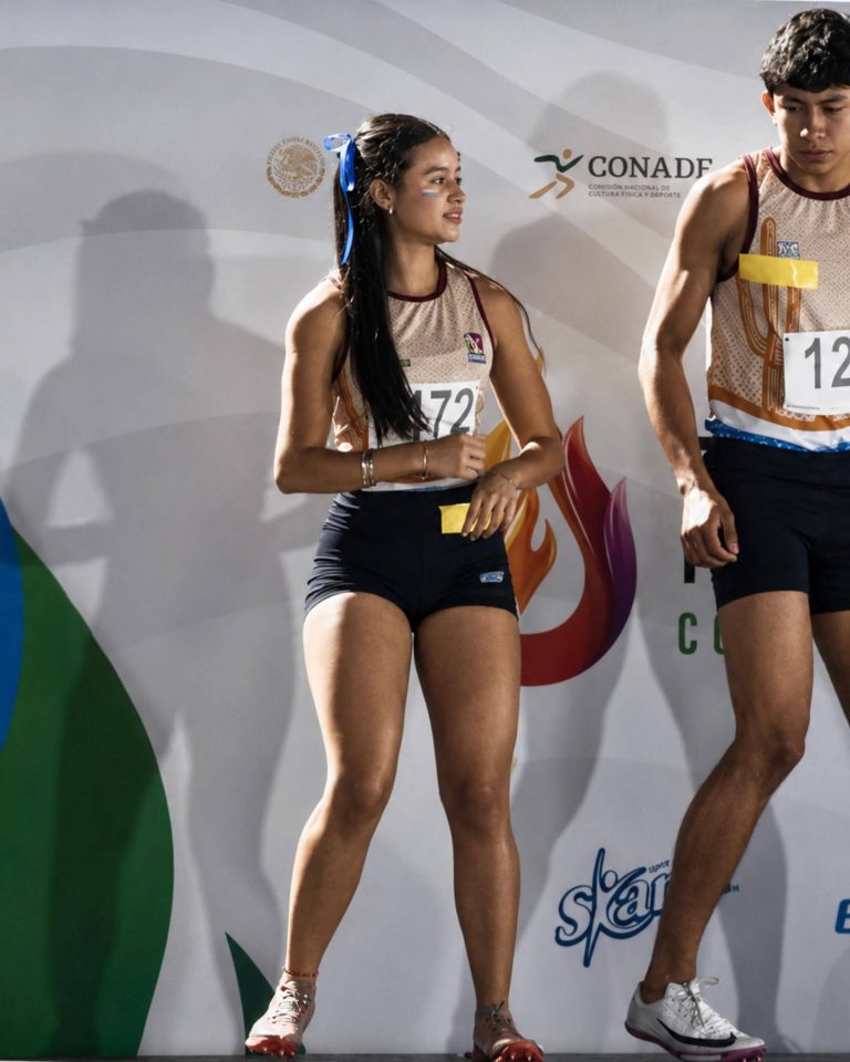 Genesis Flores Chavarin - Mexico