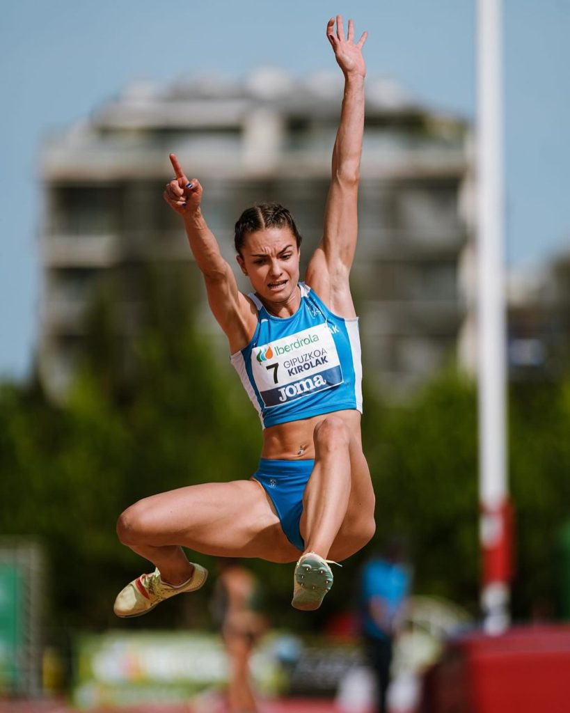 Irati Mitxelena - Spain