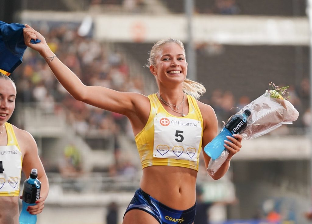 Julia Henriksson - Sweden