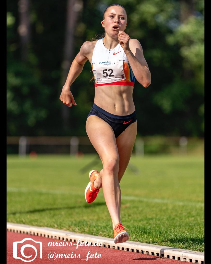 Leni Hanselmann - Germany