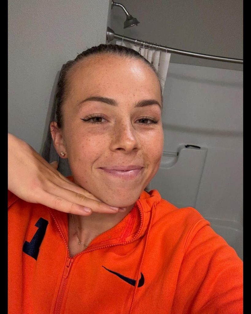 Lucie Kienast - Germany
