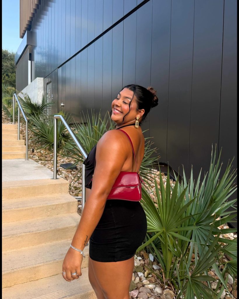 Melanie Annette Duron L - Mexico