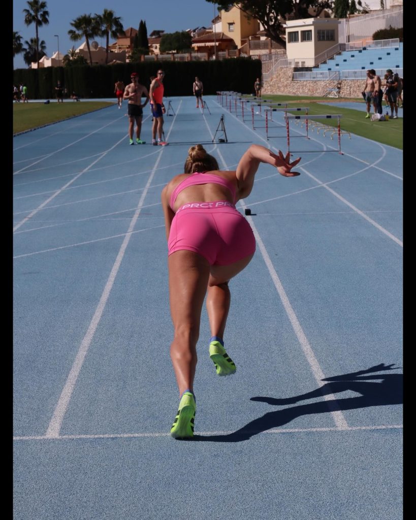 Tess Mchugh - Great Britain