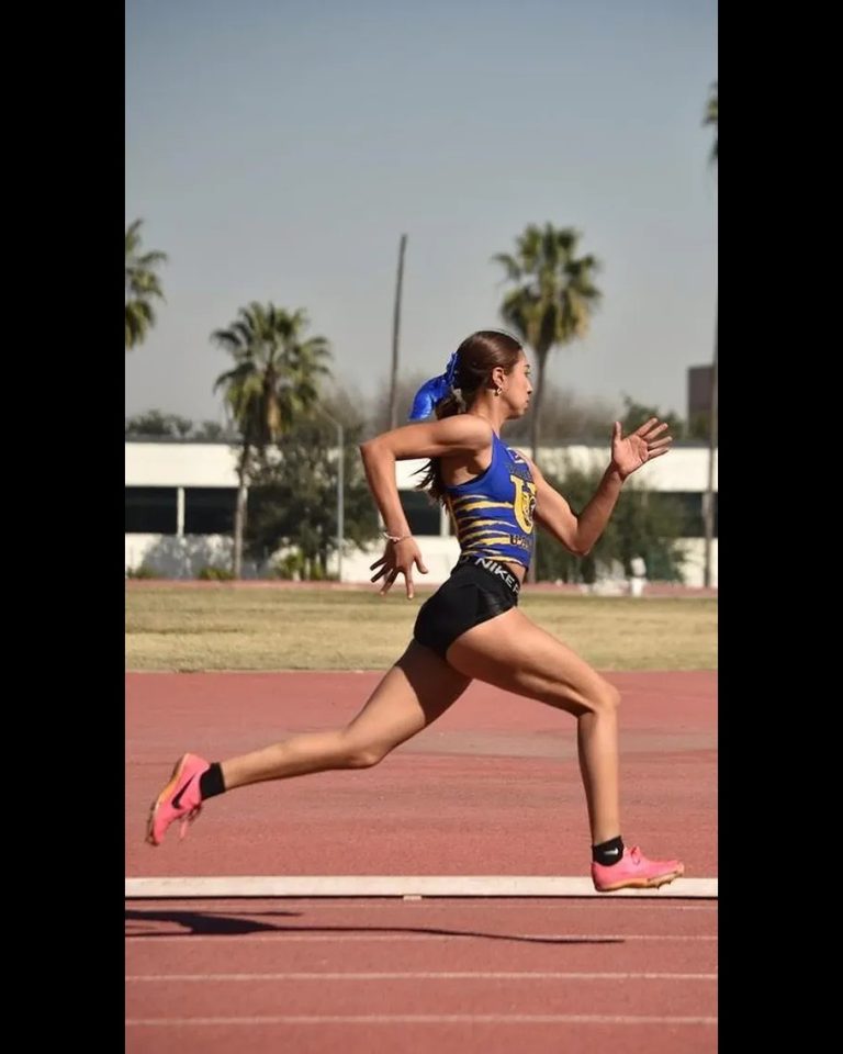 Xochitl Hernandez - Mexico