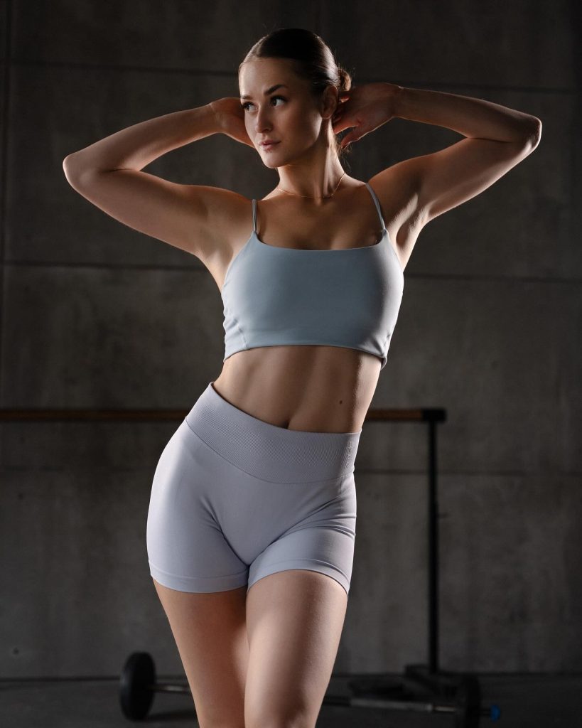 Yelizaveta Sayushkina - Russia