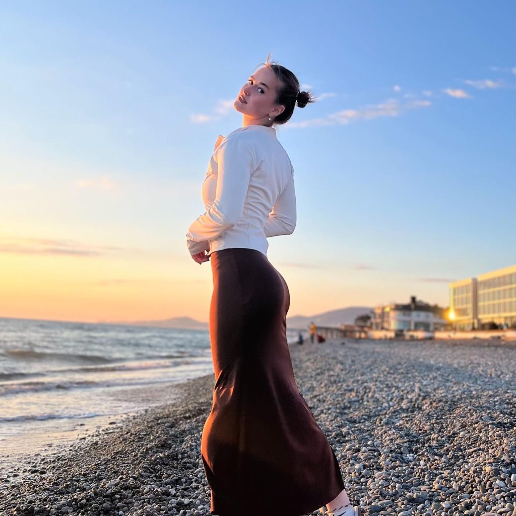 Yelizaveta Sayushkina - Russia