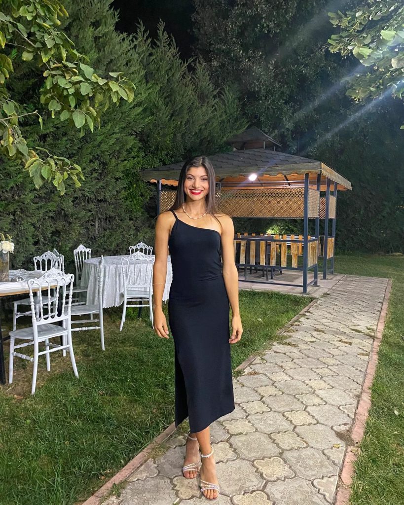 Zeynep Kuran - Türkiye