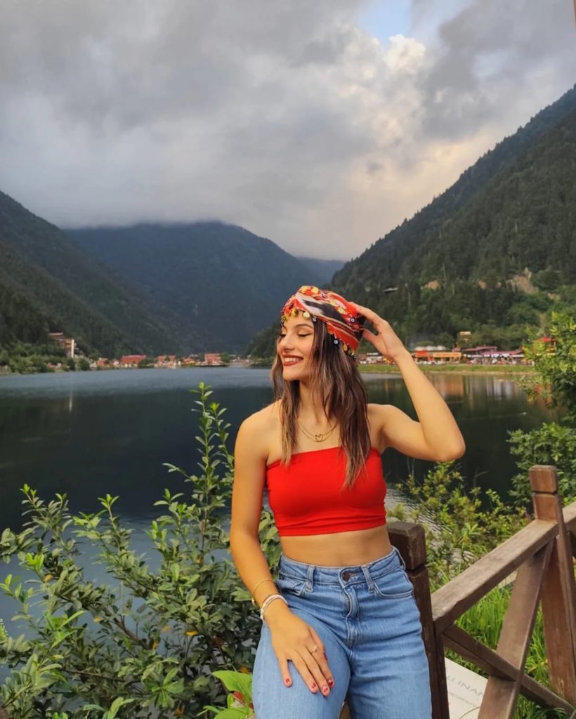 Zeynep Kuran - Türkiye