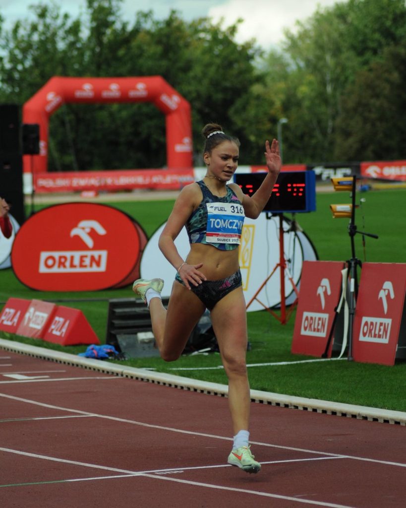 Zosia Tomczyk - Poland